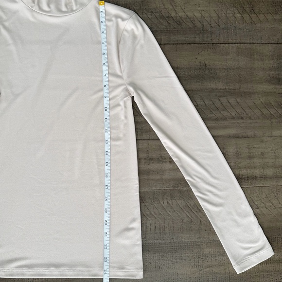 Long Sleeve Turtleneck Top – Sand Beige | Size M | New - Picture 6 of 7